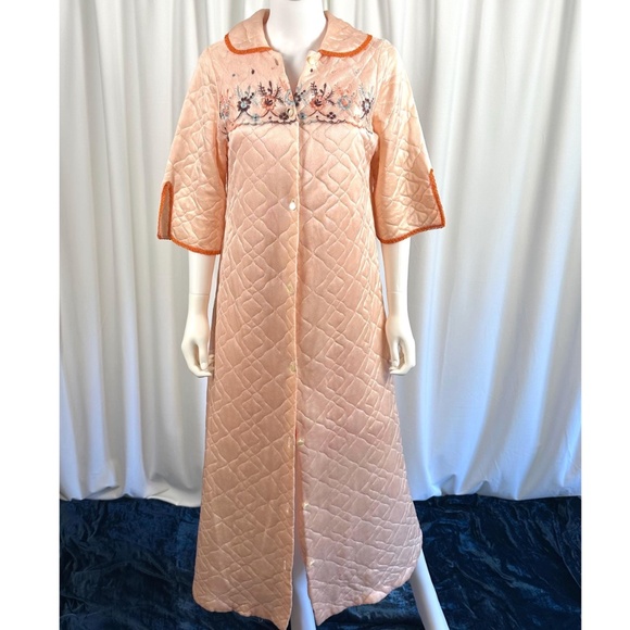 Vintage 60’s Elegant Lady Montreal Long Quilted Bed Jacket - Coat - Robe - XS/S - Picture 1 of 10